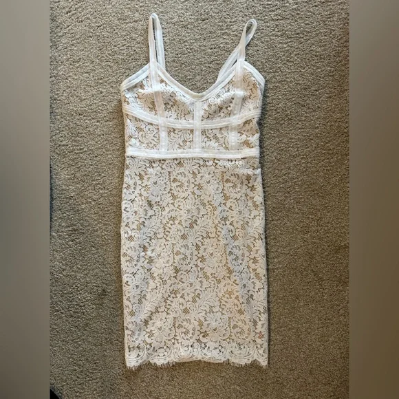 NWT Heartloom Midi Dress - Picture 3 of 6